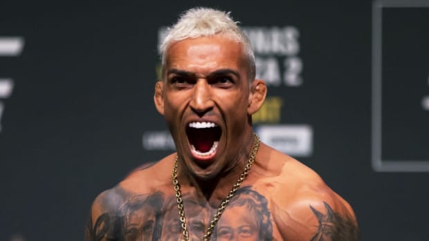 Charles Oliveira throws his hat in the ring as Conor McGregor vs. Michael Chandler looks to fall apart.